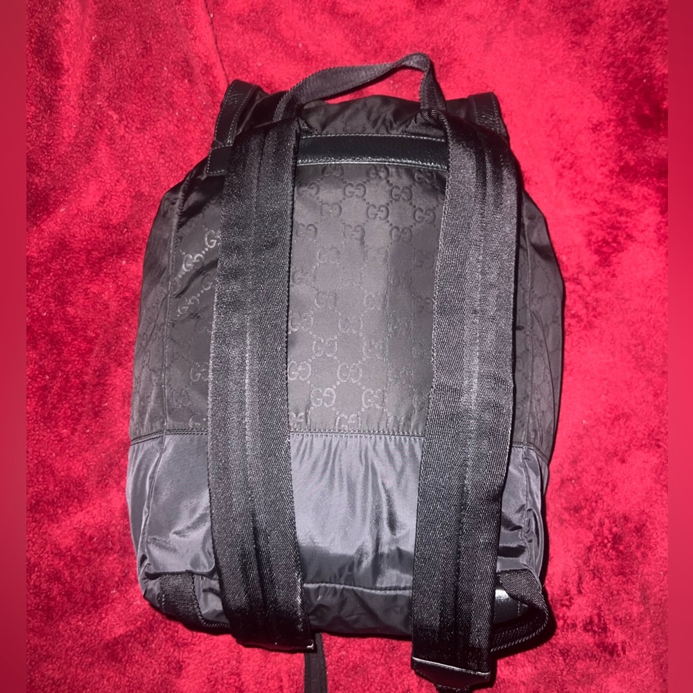 Authentic Gucci bagpack 🖤🖤 - Picture 9 of 13